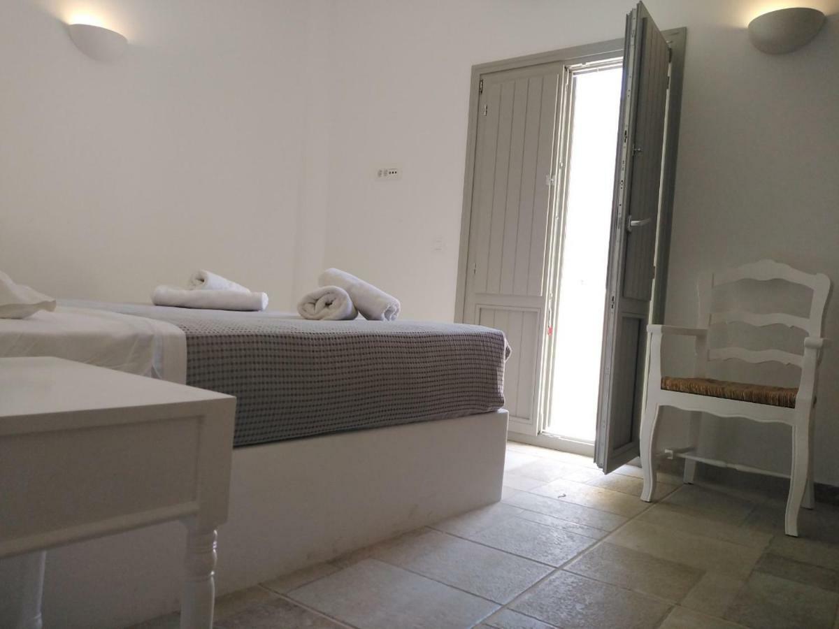Helios Beach Hotel Περίσσα Εξωτερικό φωτογραφία